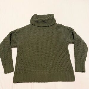 Hollister Green Turtleneck Sweater Women’s Size XS
